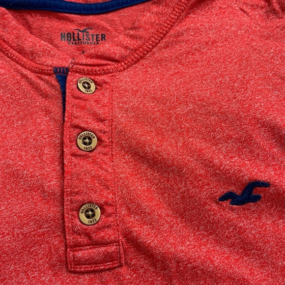 Mens Hollister 3 button red shirt size small,60%cotton and 40%polyester. - Picture 9 of 9